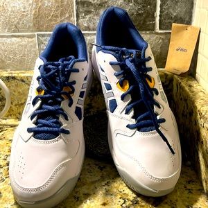 ASICS Gel Rena “white deep ocean men  brand new never wore size Us 9 1/2